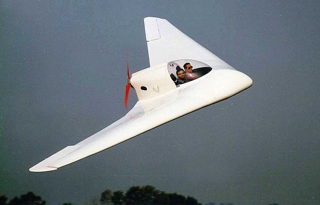 flyingwing2