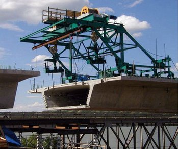 Bridge segement lifter